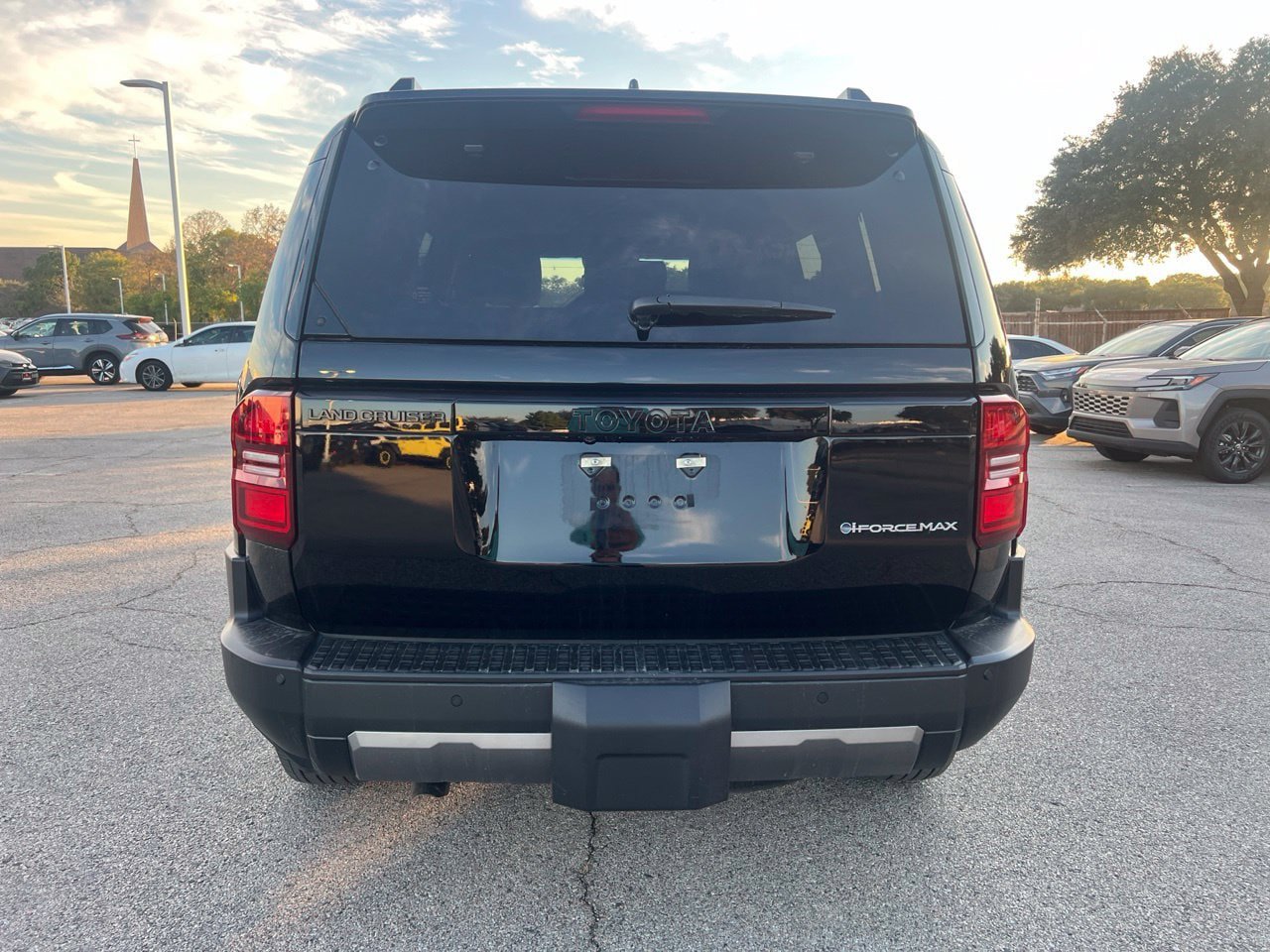 Used 2025 Toyota Land Cruiser w/ Premium Package AWD/4WD image 5