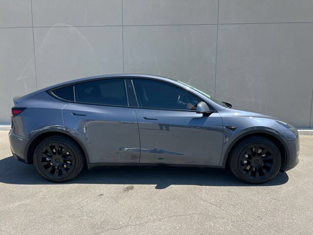 Used 2023 Tesla Model Y Long Range AWD/4WD image 6