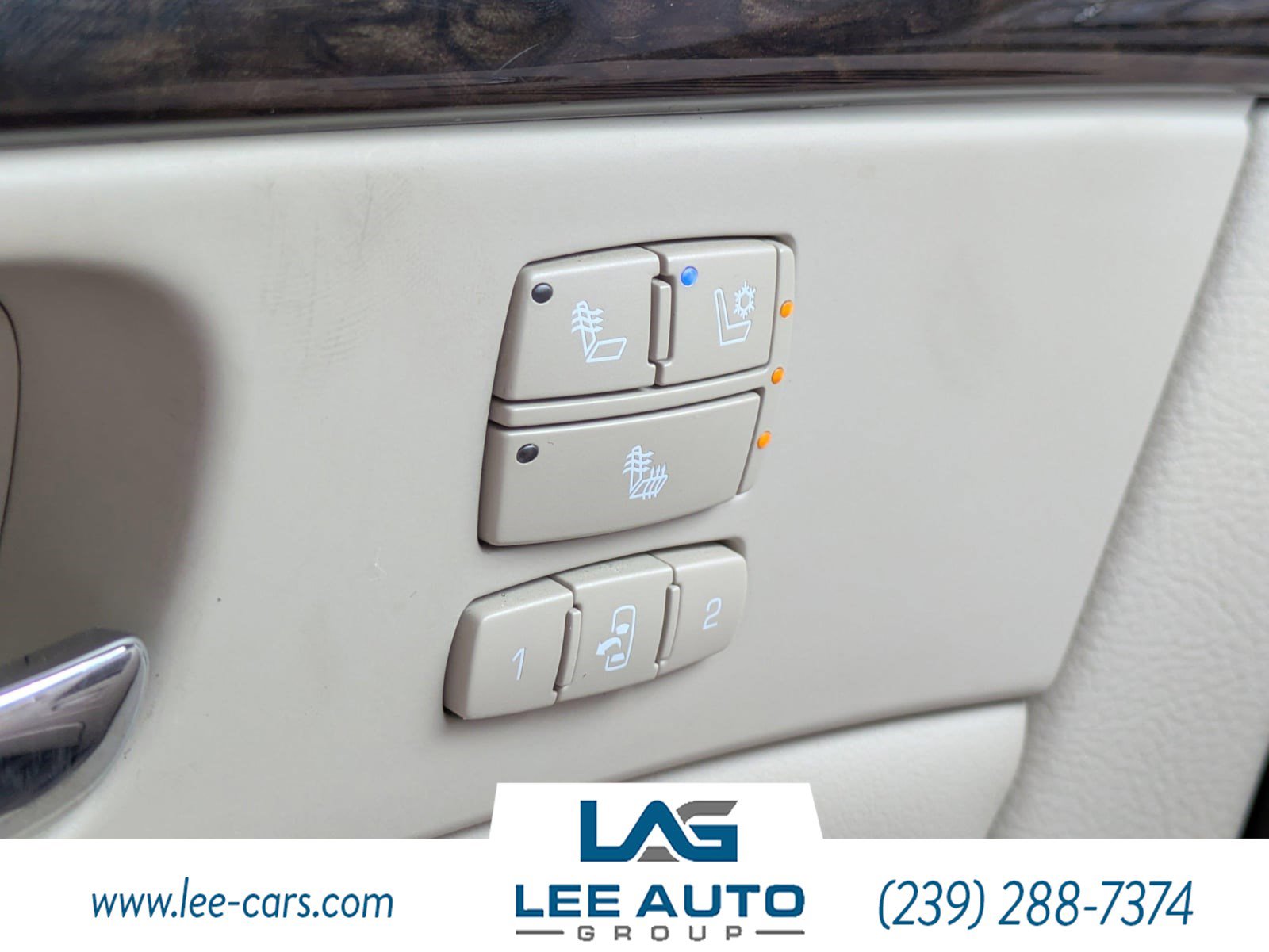 Used 2010 Cadillac DTS Luxury image 18