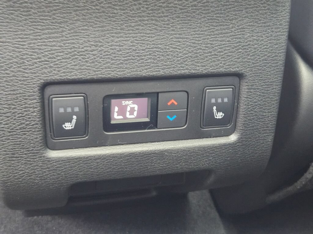 New 2026 Mitsubishi Outlander SEL Black Edition AWD/4WD image 16