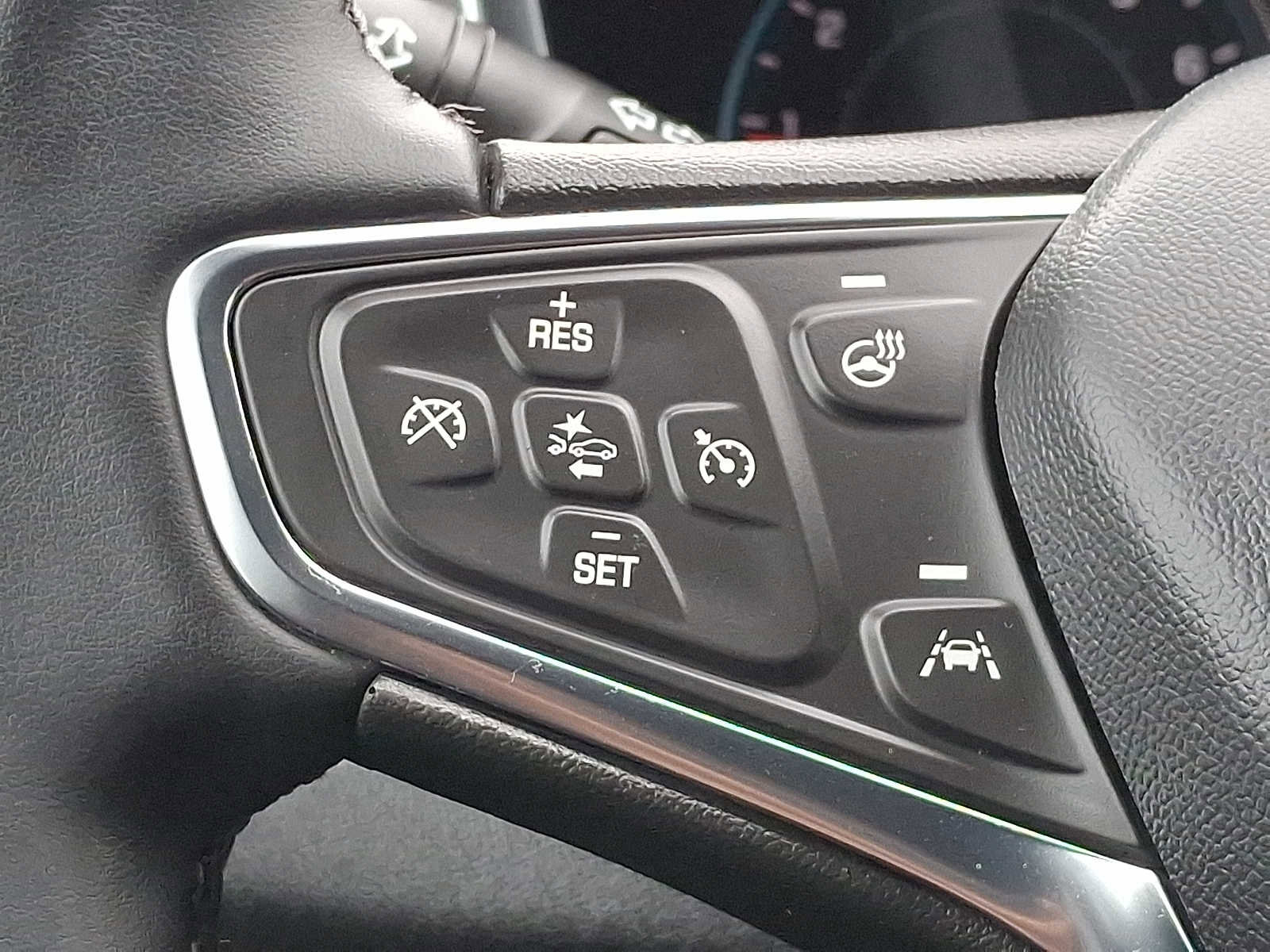 Used 2024 Chevrolet Equinox LT AWD/4WD image 20
