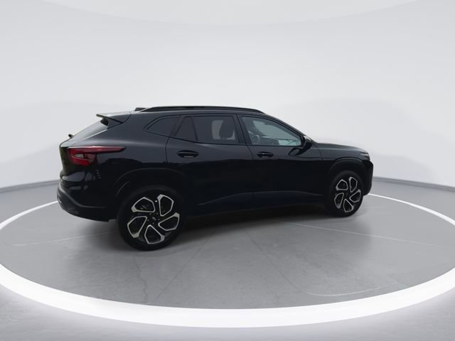 Used 2024 Chevrolet Trax RS image 12