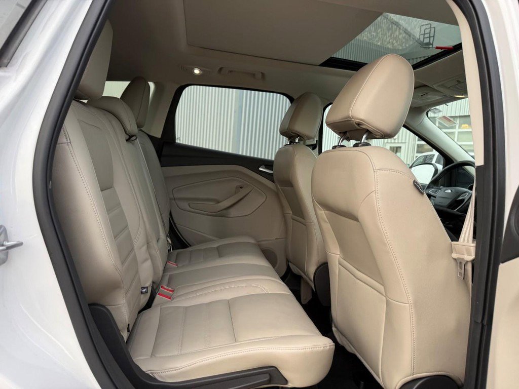 Used 2017 Ford Escape Titanium image 13