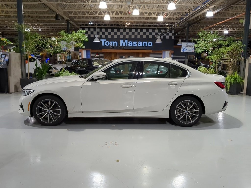 Used 2020 BMW 330i xDrive Sedan w/ Premium Package image 12
