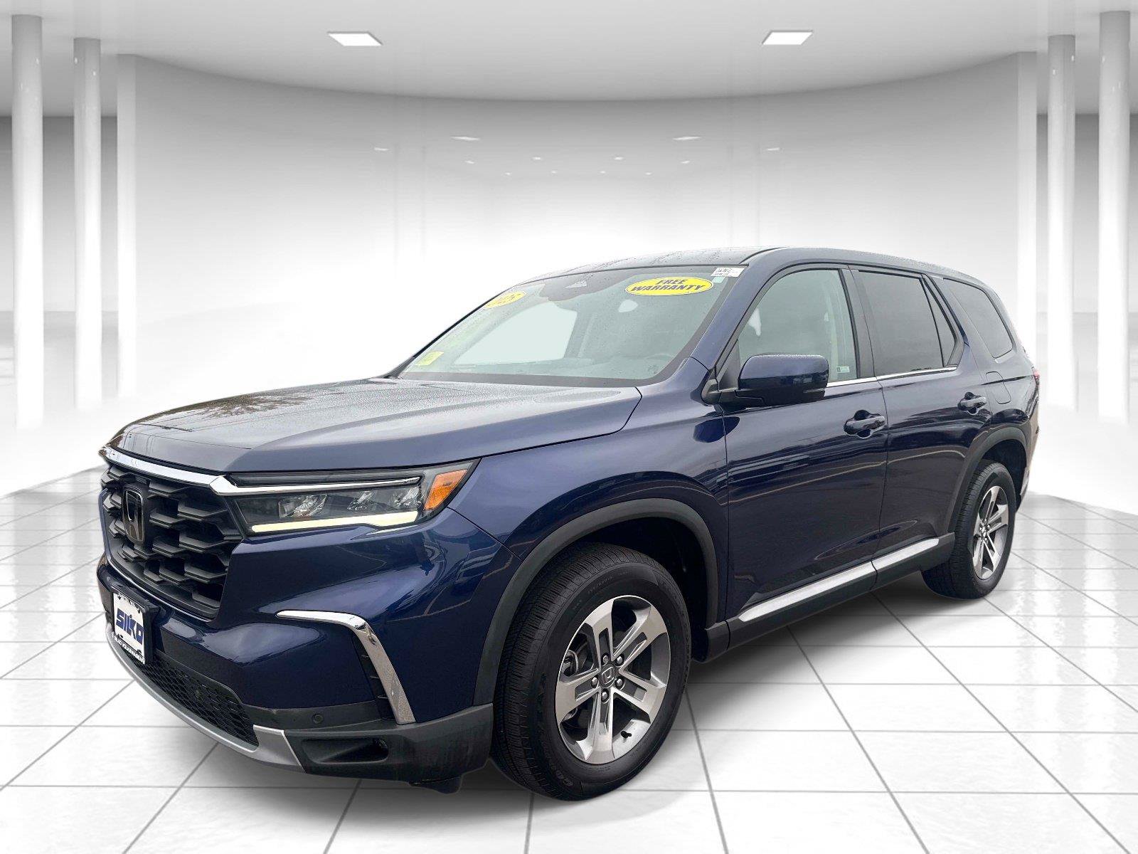 Used 2025 Honda Pilot EX-L image 10