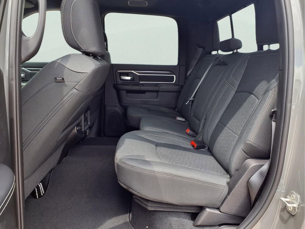 New 2026 RAM 2500 Big Horn AWD/4WD image 9