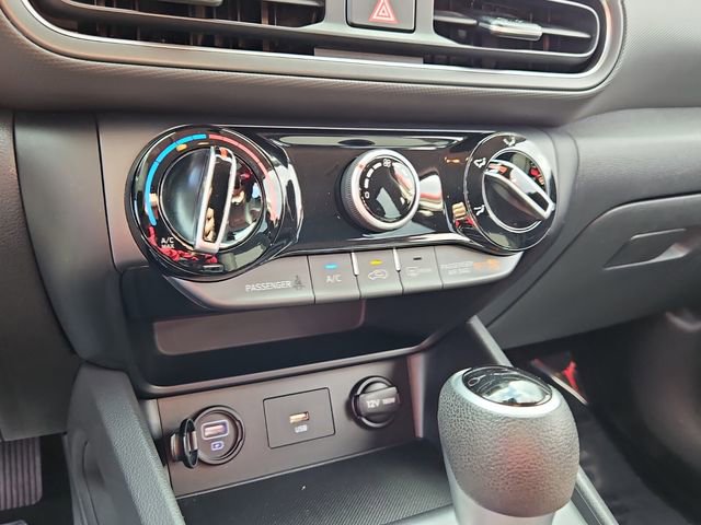 Used 2023 Hyundai Kona SEL image 22