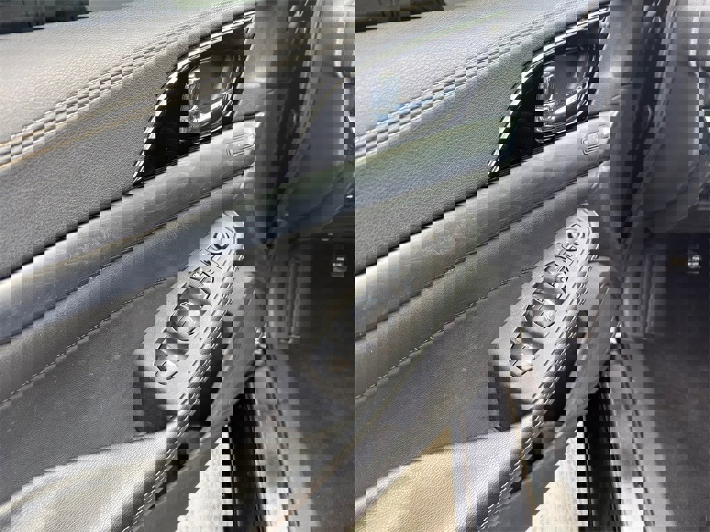 Used 2023 Nissan Maxima Platinum w/ Sport Mat Group image 17