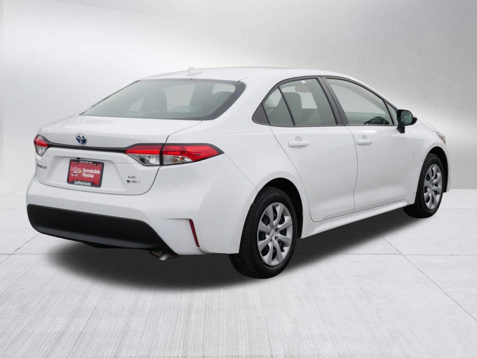 Certified 2025 Toyota Corolla LE w/ Convenience Package image 7