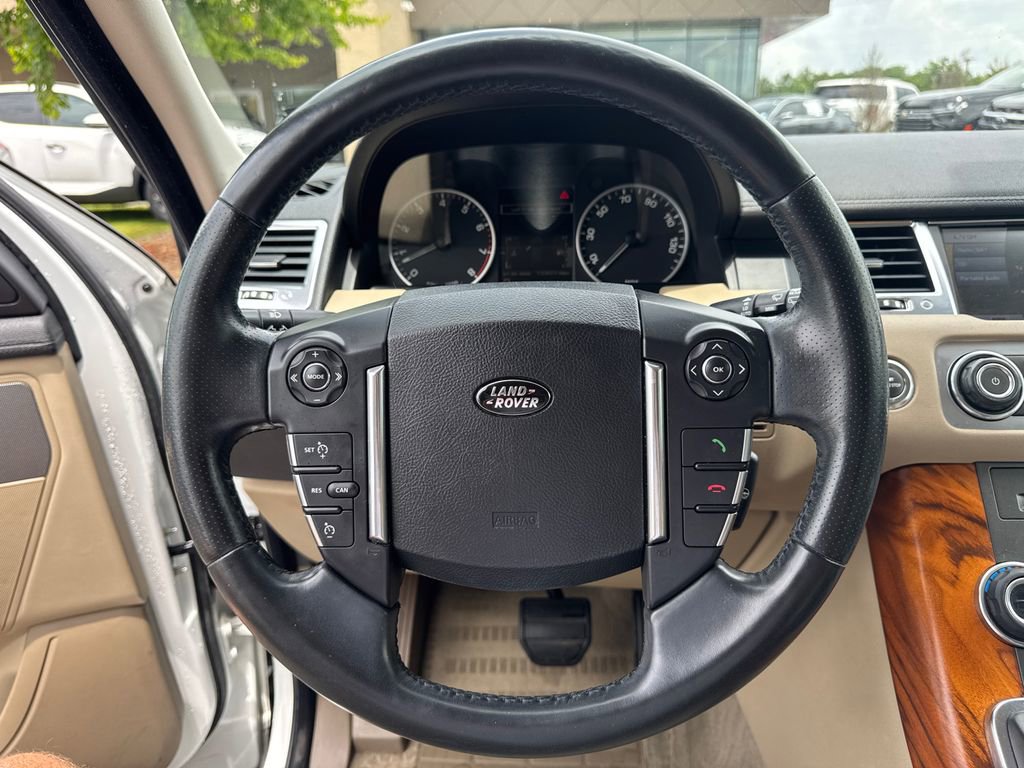 Used 2011 Land Rover Range Rover Sport HSE AWD/4WD image 23