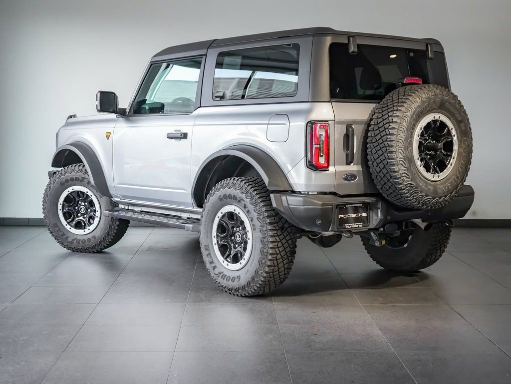 Used 2022 Ford Bronco Badlands w/ Sasquatch Package image 3