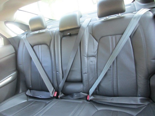 Used 2013 Lincoln MKZ FWD image 30