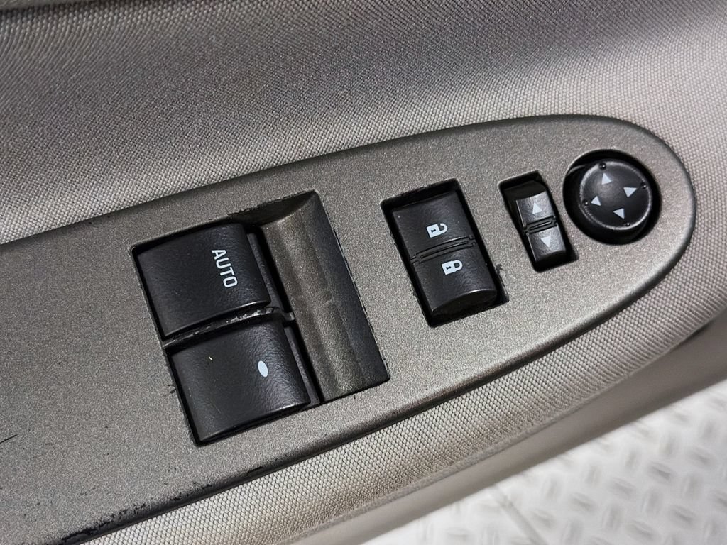 Used 2007 Chevrolet Cobalt LT FWD image 12