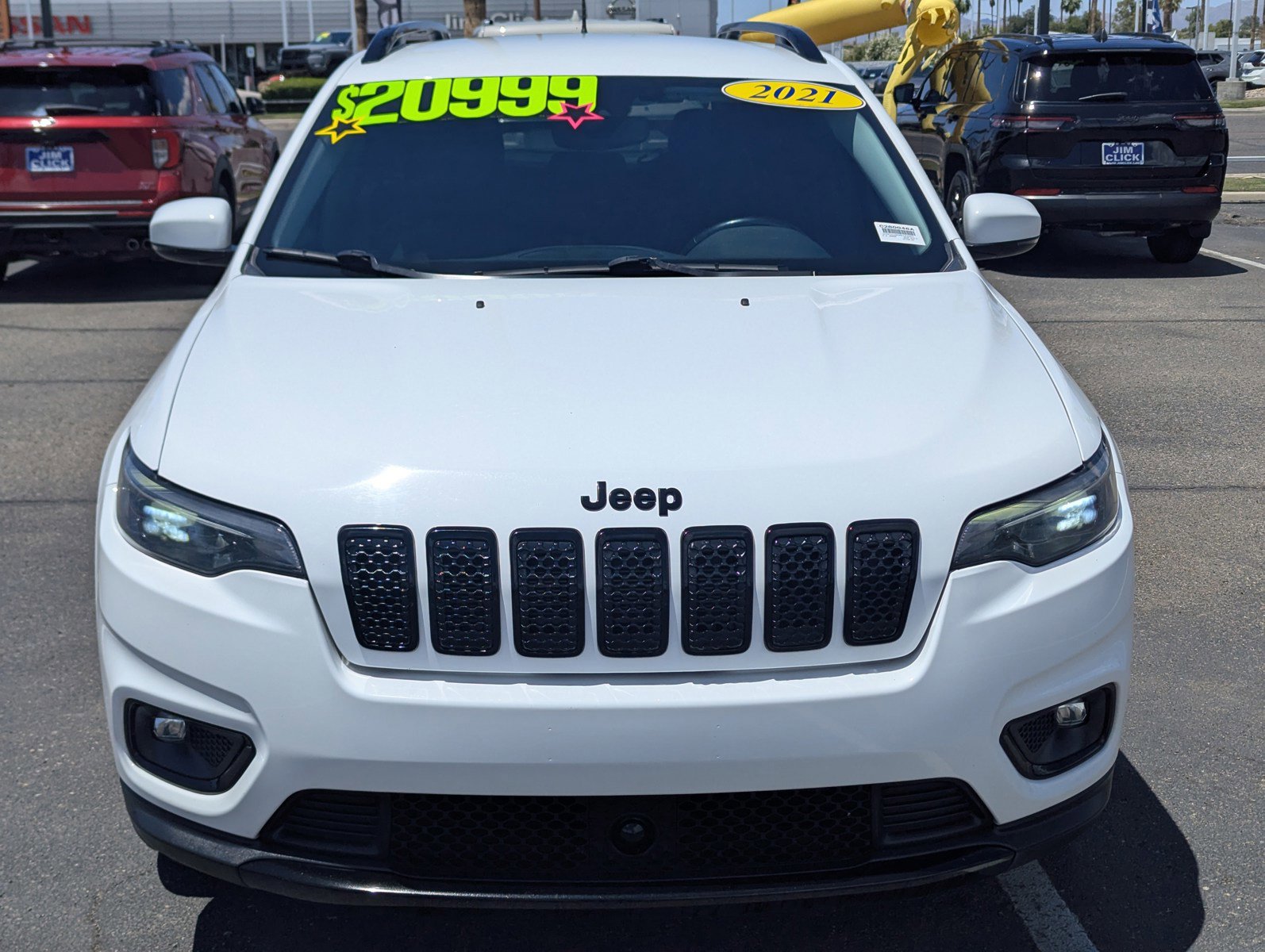 Used 2021 Jeep Cherokee Latitude Plus FWD image 6