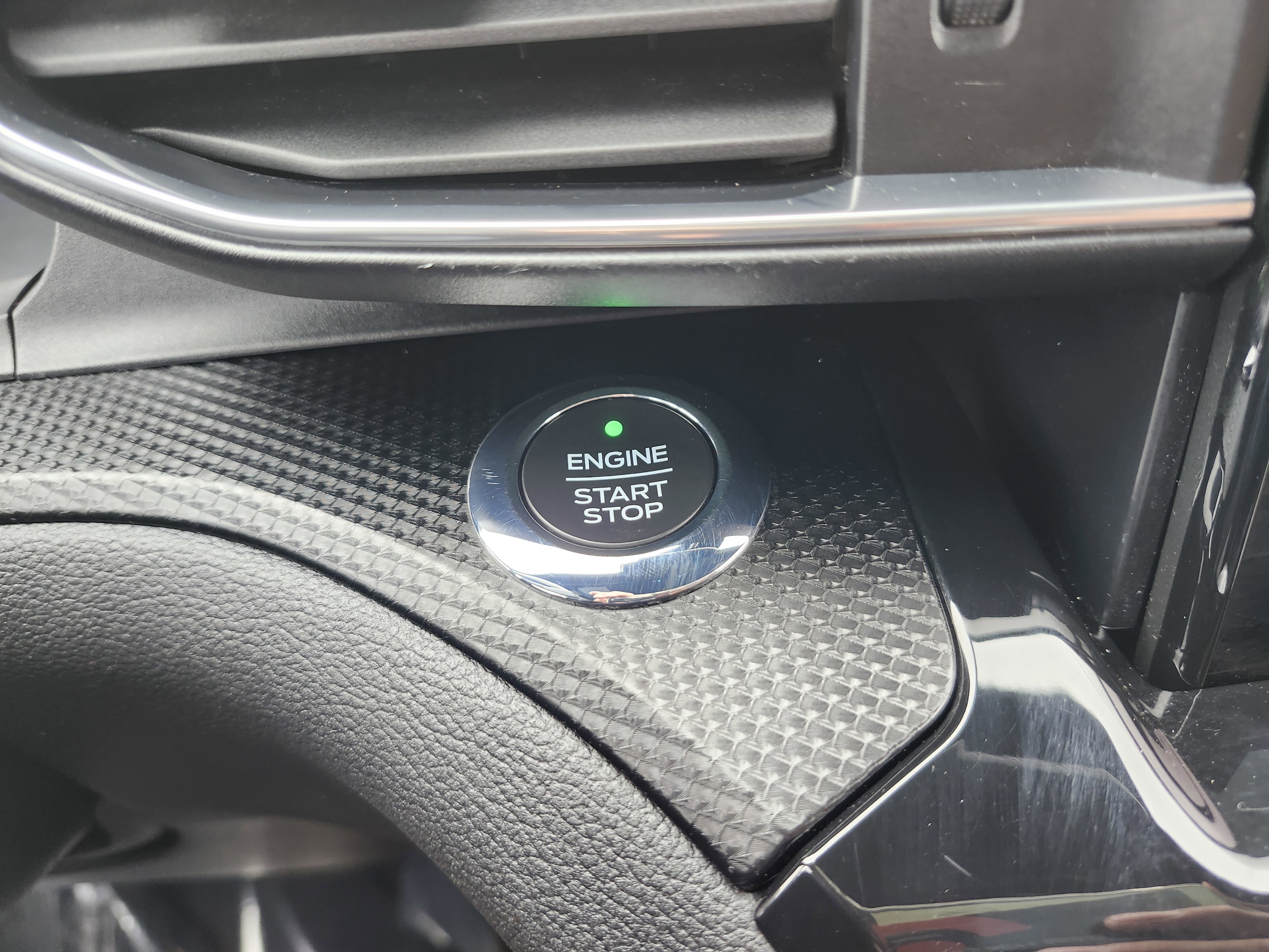 Used 2021 Ford Explorer ST w/ Equipment Group 401A image 9