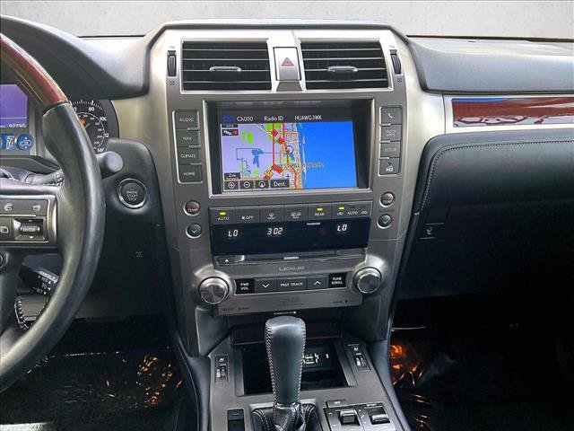 Used 2016 Lexus GX 460 Luxury AWD/4WD image 8