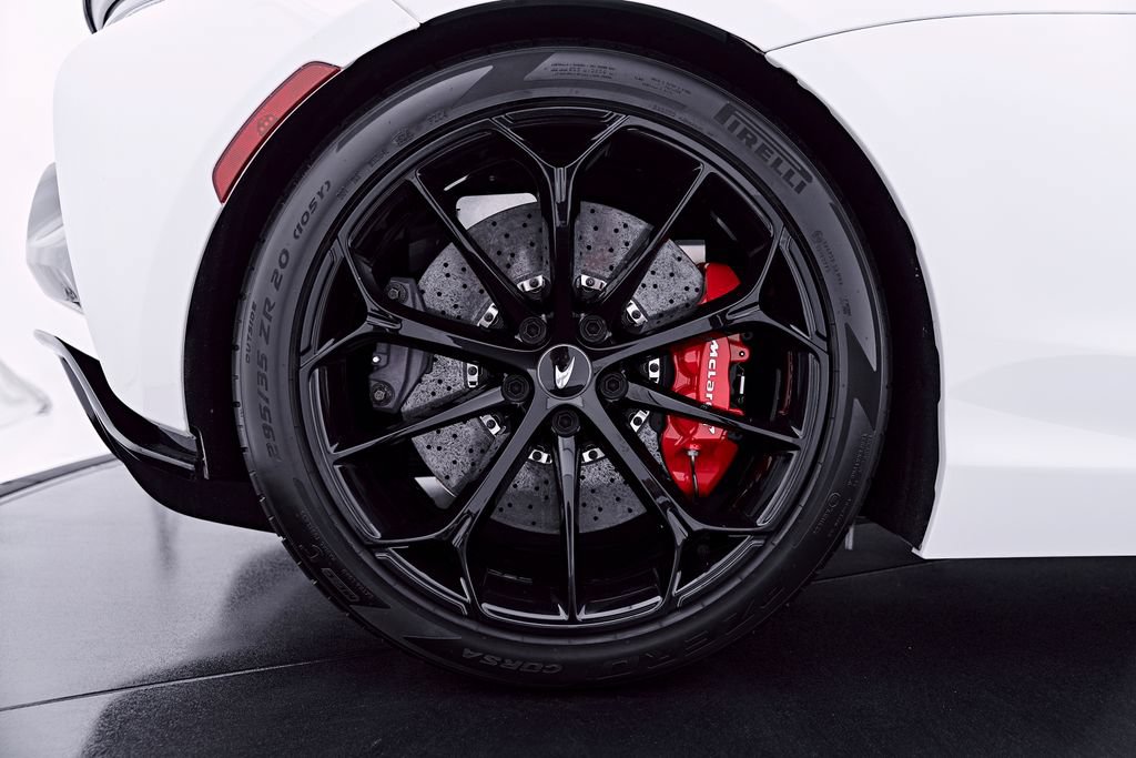 Used 2024 McLaren Artura RWD image 42