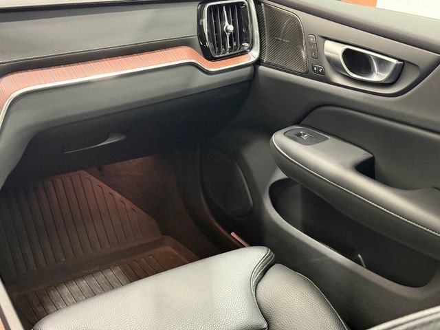 Used 2024 Volvo S60 B5 Ultimate w/ Climate Package AWD/4WD image 13