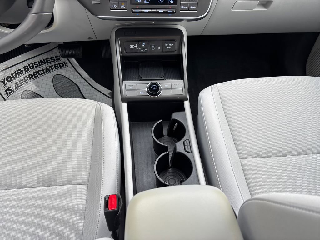 Used 2024 Hyundai Kona SEL w/ Convenience Package image 19