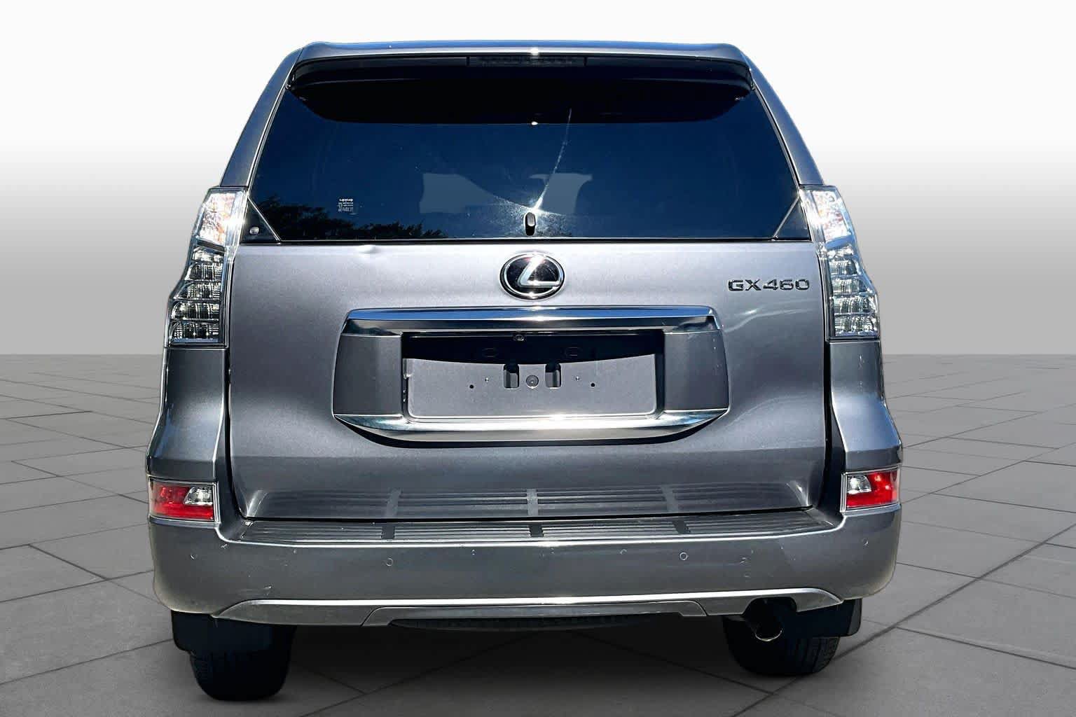 Used 2023 Lexus GX 460 Premium w/ Premium Package AWD/4WD image 5