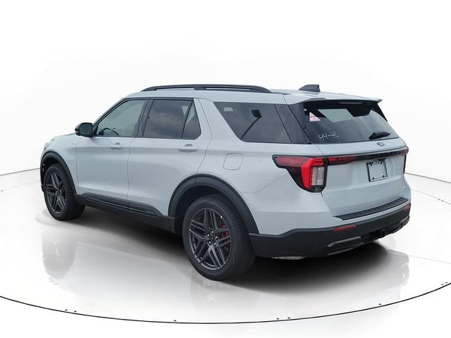 New 2026 Ford Explorer ST-Line w/ ST-Line Street Pack AWD/4WD image 4