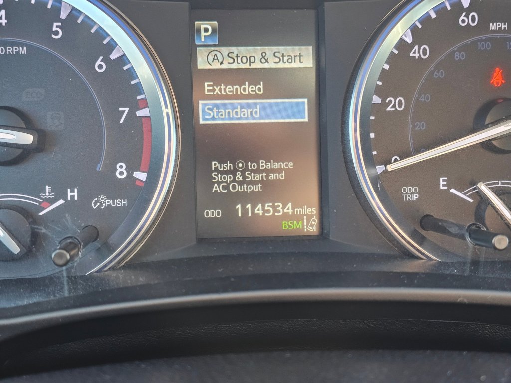 Used 2017 Toyota Highlander SE image 5