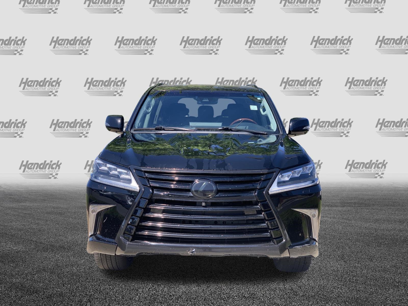Used 2018 Lexus LX 570 4WD w/ Luxury Package image 3