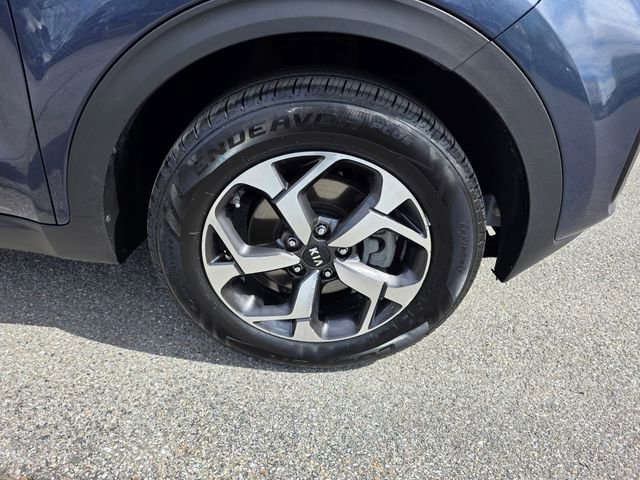 Used 2020 Kia Sportage LX w/ LX Popular Package AWD/4WD image 12