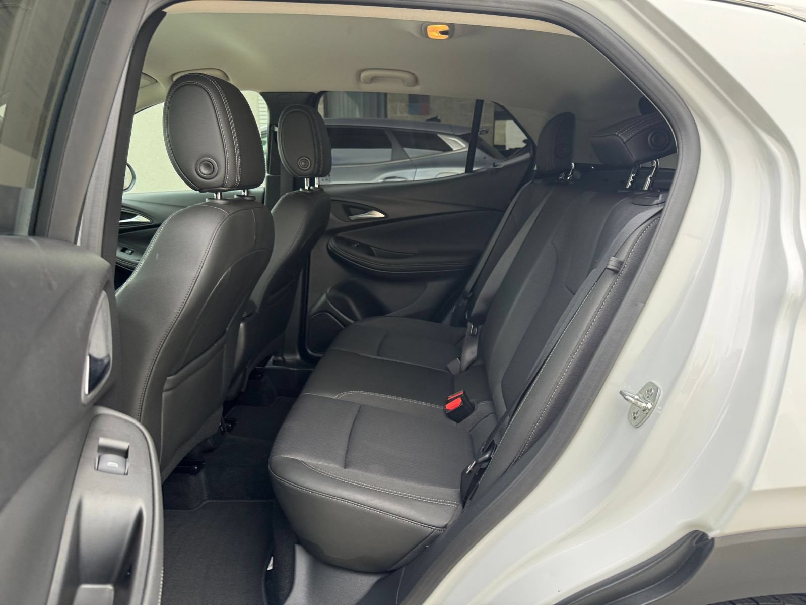 Used 2025 Buick Encore GX Preferred AWD/4WD image 25