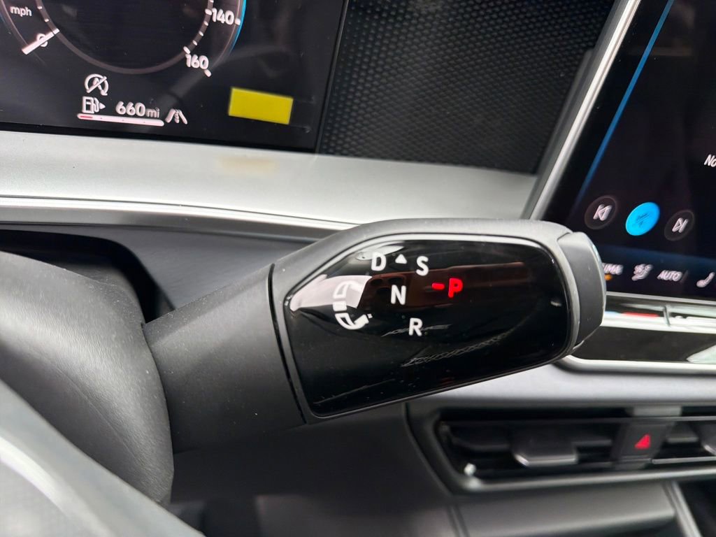 New 2026 Volkswagen Tiguan SE AWD/4WD image 23