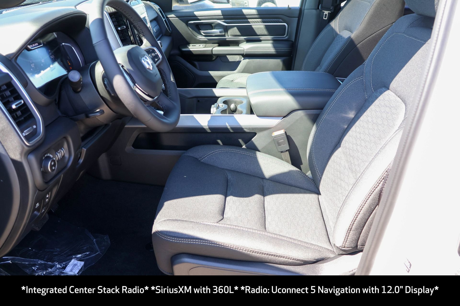 New 2026 RAM 1500 4x4 Crew Cab image 5