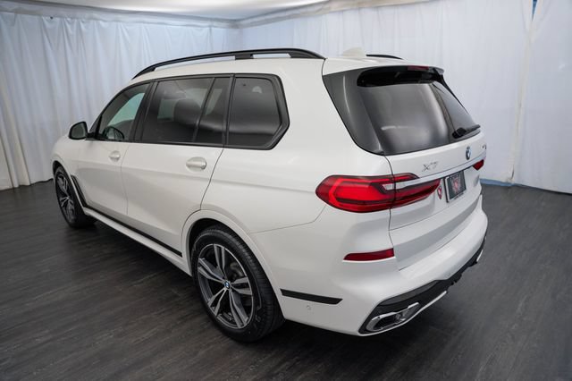 Used 2021 BMW X7 xDrive40i w/ M Sport Package AWD/4WD image 11