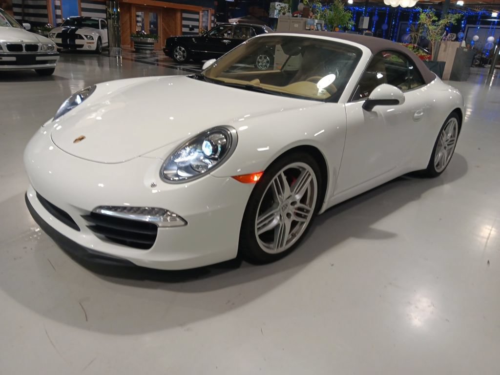 Used 2014 Porsche 911 Carrera 4S AWD/4WD image 4