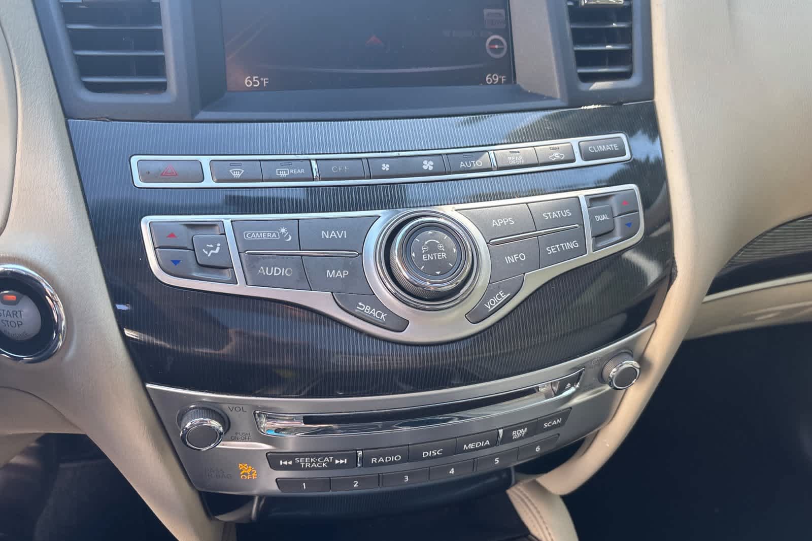 Used 2017 INFINITI QX60 Luxe w/ Premium Plus Package AWD/4WD image 23