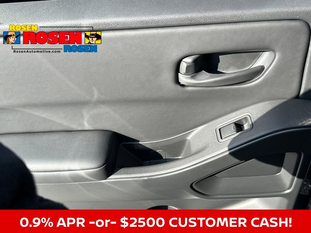 New 2026 Nissan Frontier SV w/ SV Convenience Package image 14