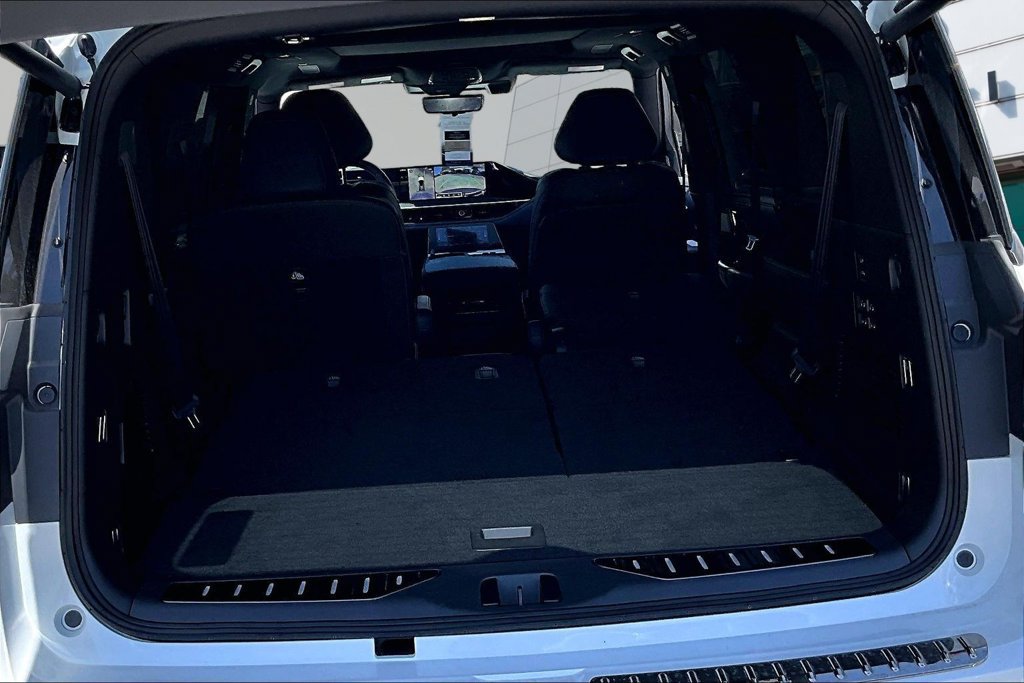 Used 2026 INFINITI QX80 4WD image 49