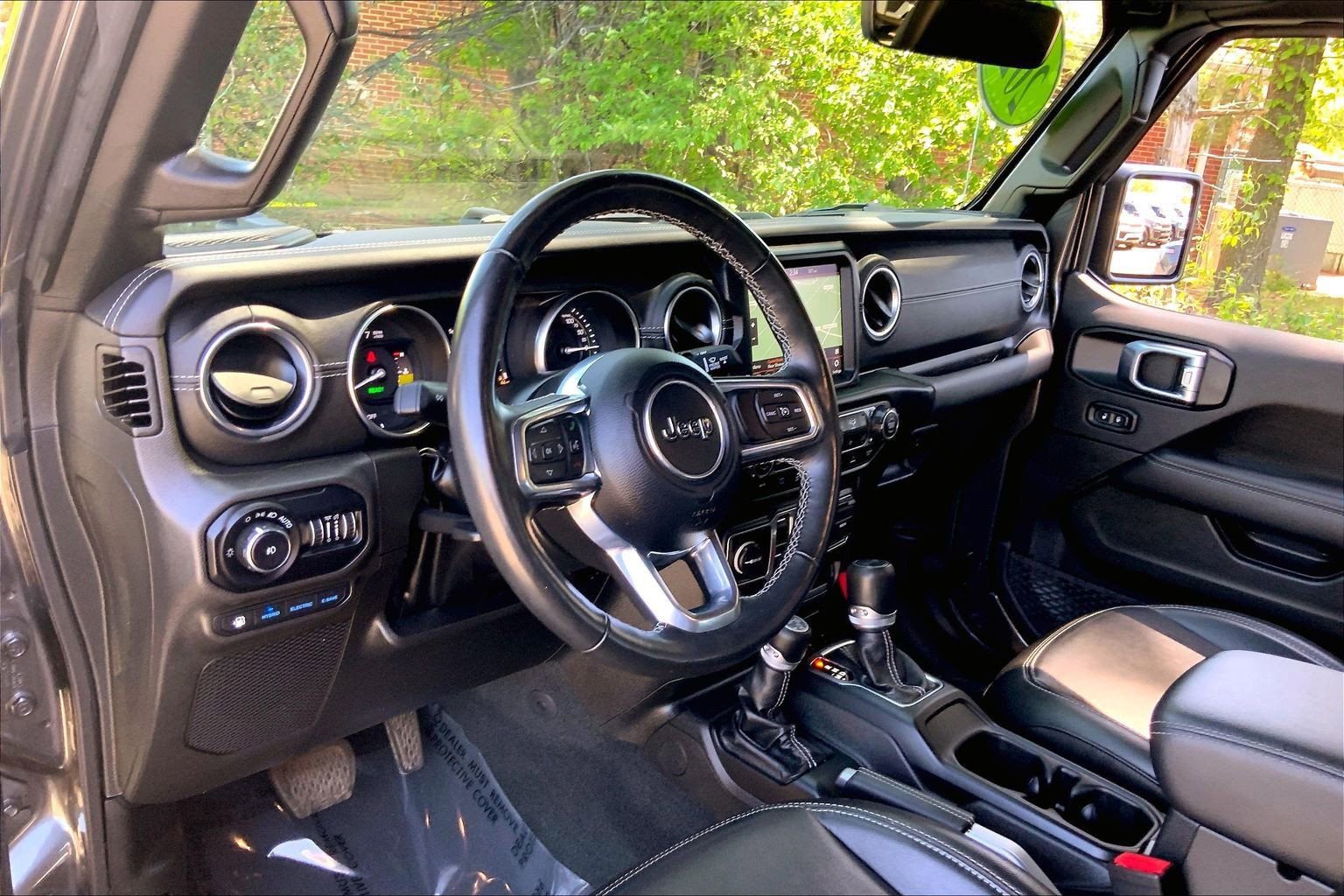 Certified 2022 Jeep Wrangler Unlimited Sahara w/ Cold Weather Group AWD/4WD image 12