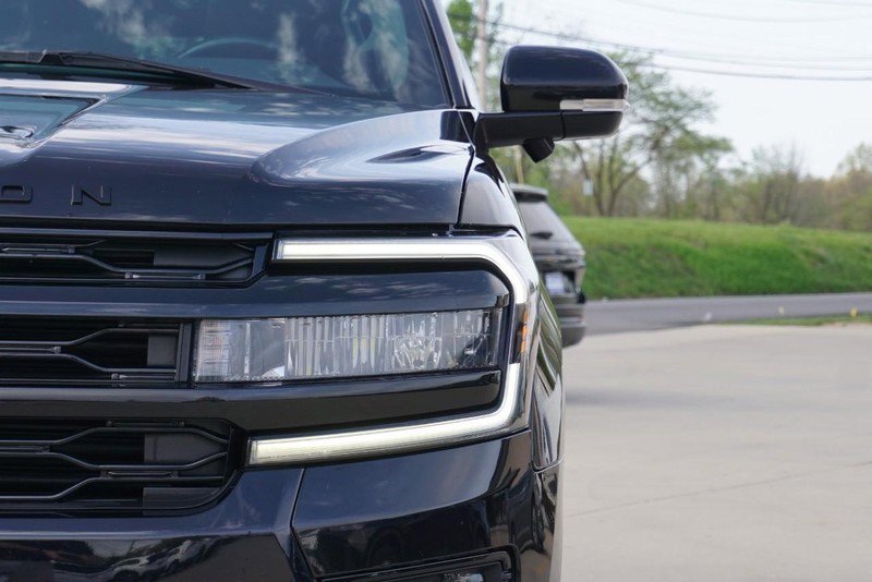 Used 2023 Ford Expedition Limited image 10