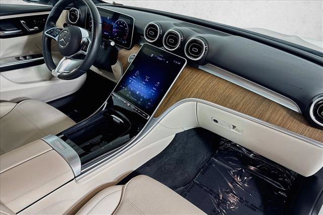 Used 2024 Mercedes-Benz C 300 Sedan image 28