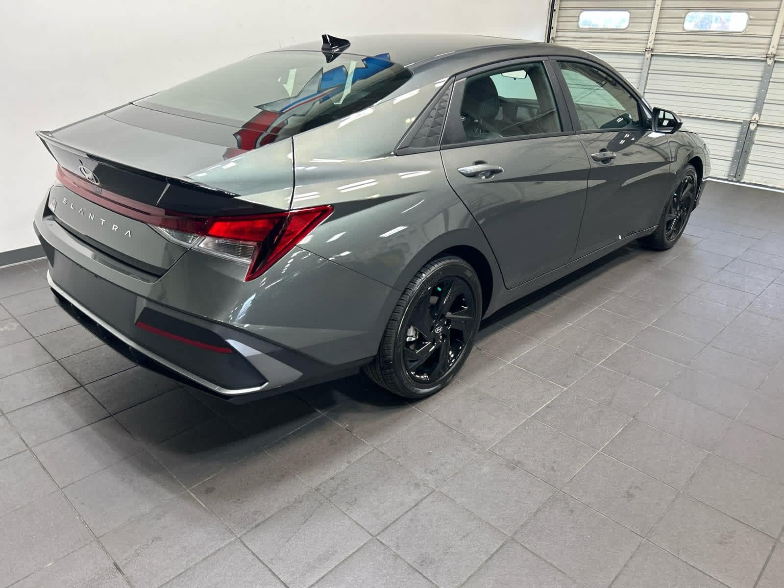 New 2026 Hyundai Elantra SEL Sport FWD image 3