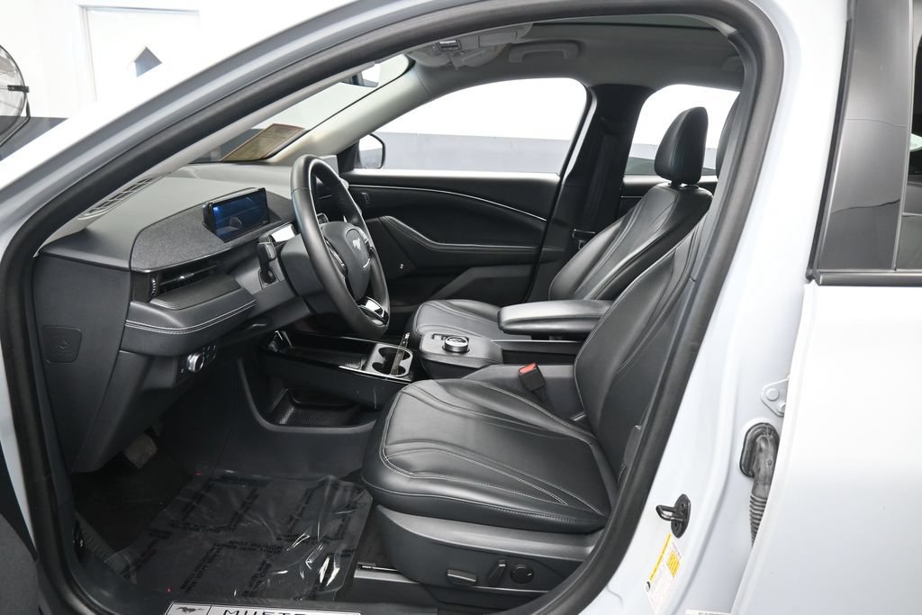 Used 2022 Ford Mustang Mach-E Premium RWD image 11