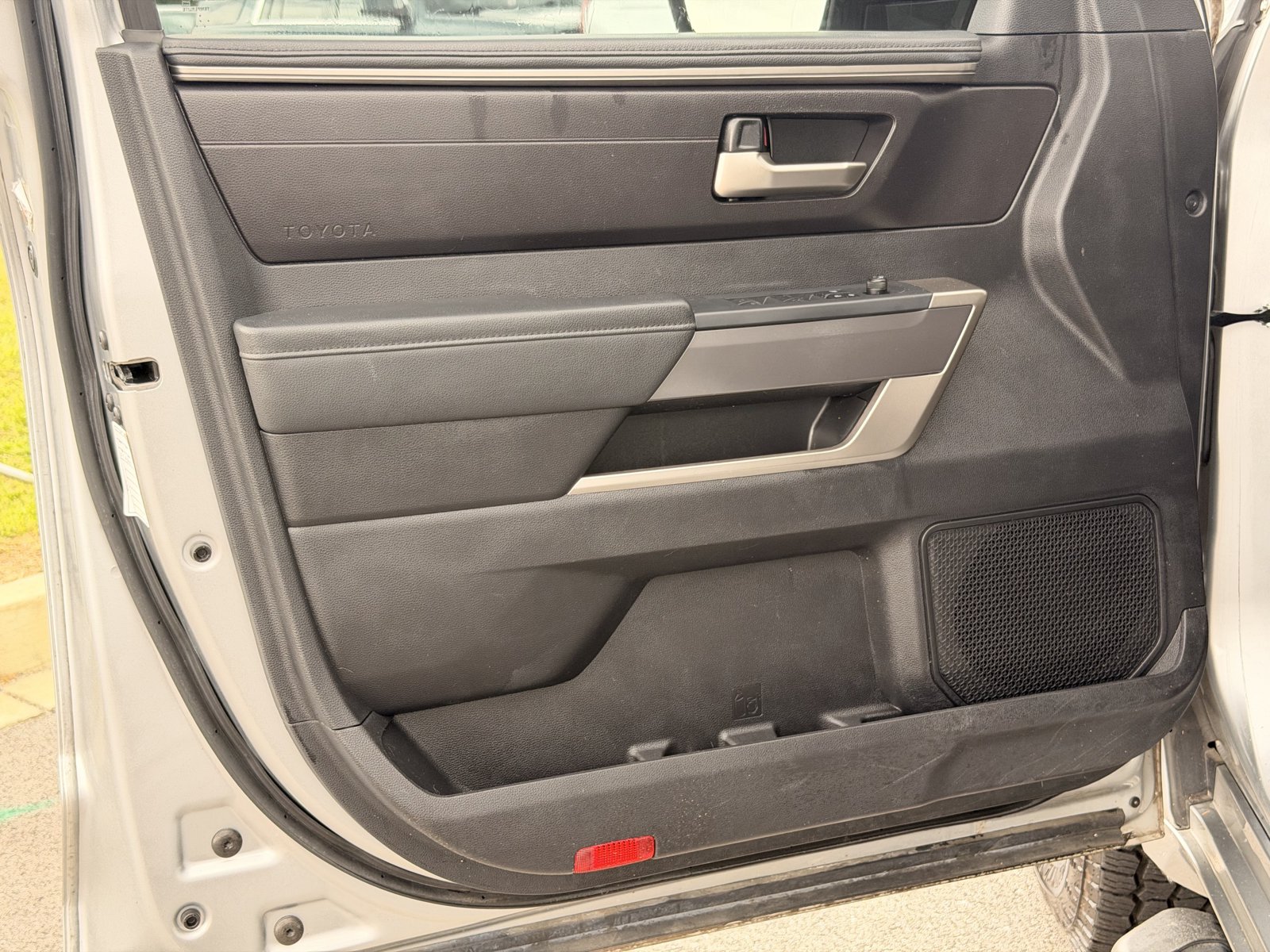 Used 2022 Toyota Tundra SR5 AWD/4WD image 16