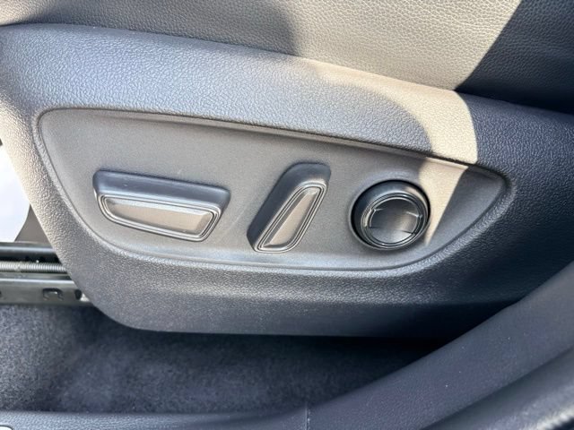 Used 2022 Toyota Highlander Platinum AWD/4WD image 24