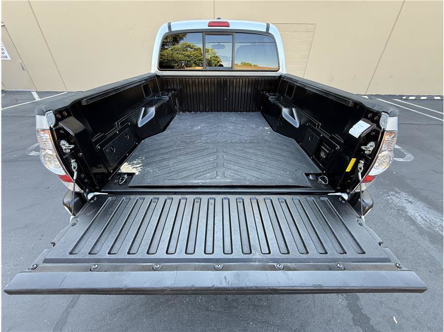 Used 2011 Toyota Tacoma PreRunner w/ TRD Sport Pkg w/JBL Audio RWD image 20