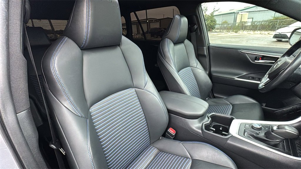 Used 2022 Toyota RAV4 XSE image 47