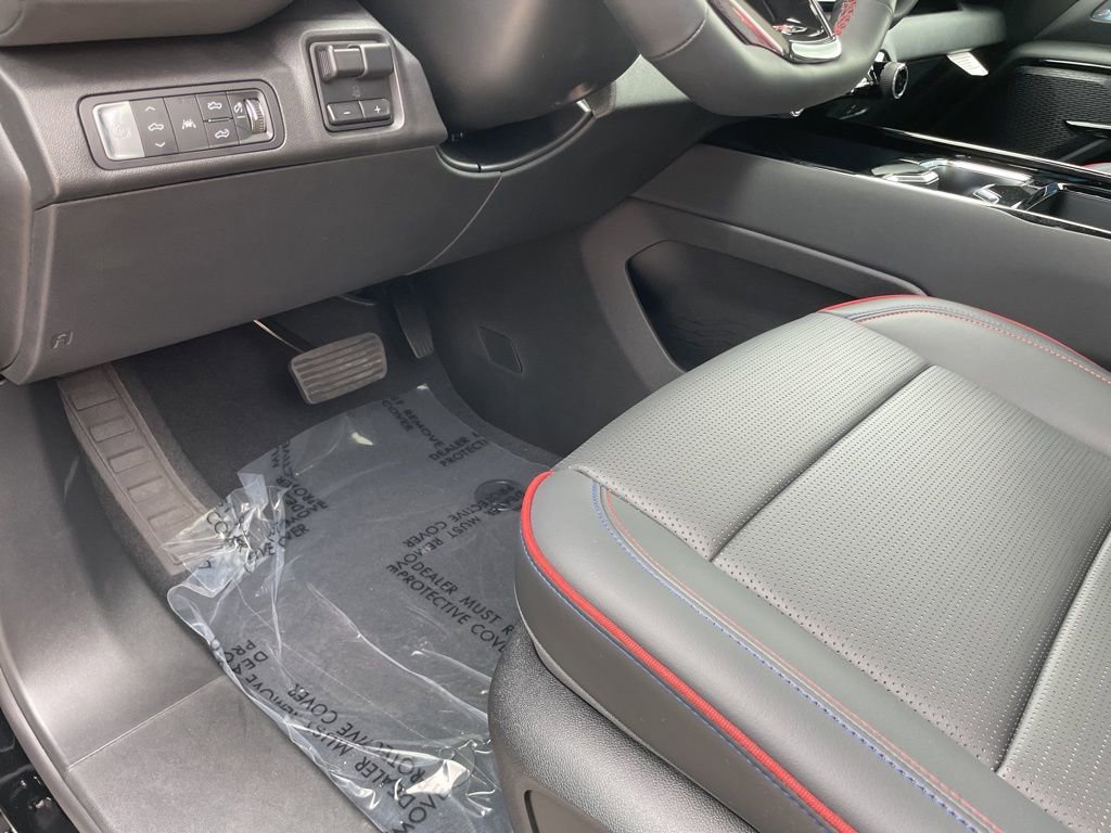 New 2024 Chevrolet Silverado EV RST image 20