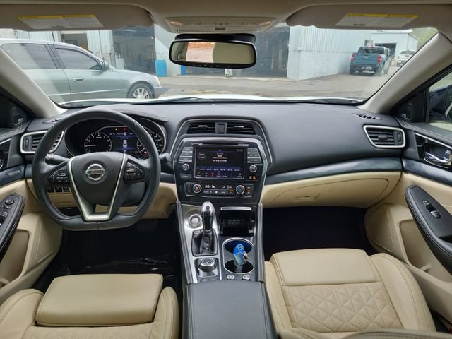 Used 2021 Nissan Maxima Platinum w/ Sport Mat Group FWD image 8