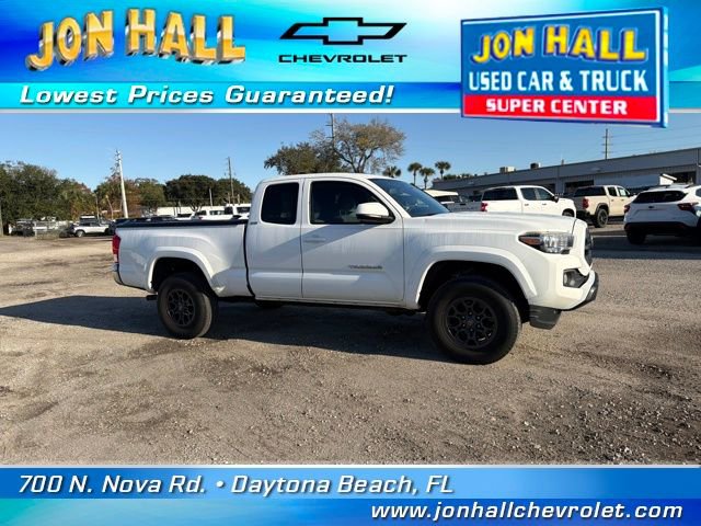 Used 2017 Toyota Tacoma 4x4 Access Cab image 16