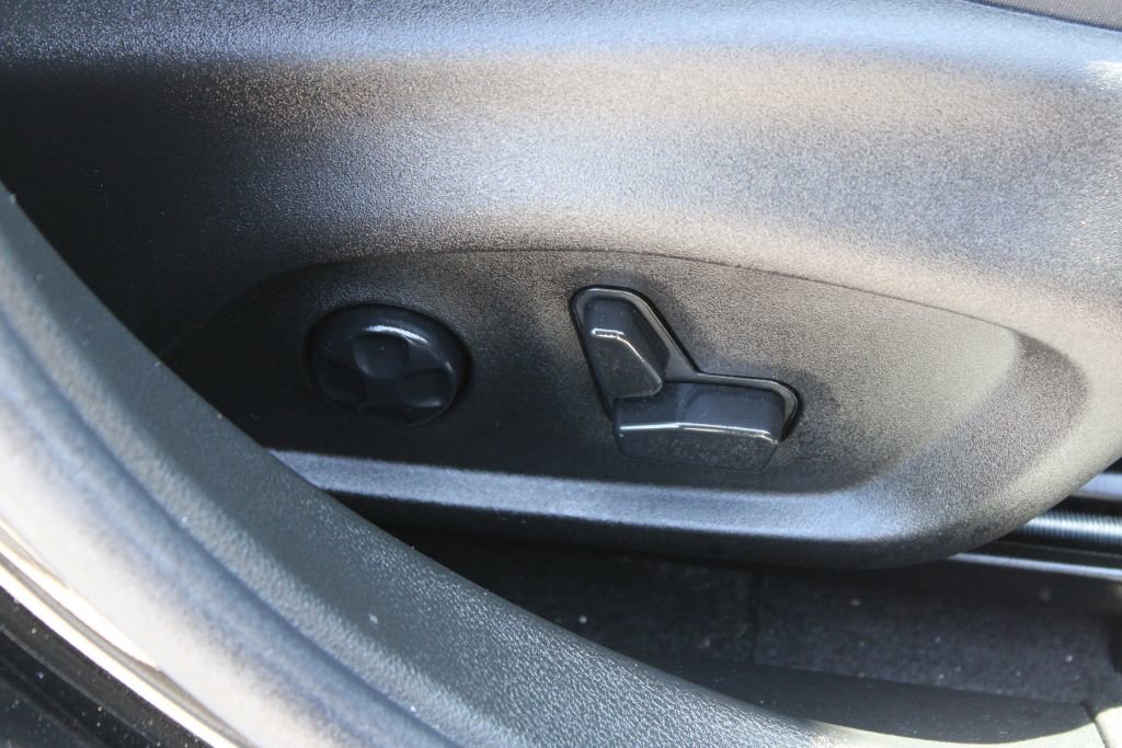 Used 2024 Dodge Hornet R/T Plus AWD/4WD image 13