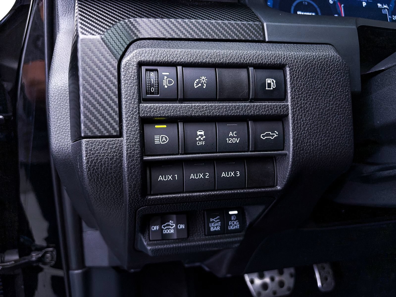 Used 2024 Toyota Tacoma TRD Pro AWD/4WD image 23